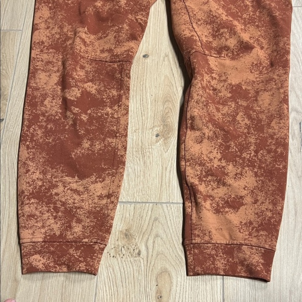 Lululemon City Sweat Jogger 29" *French Terry - Picture 4 of 10